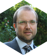eloado-Szabady-Zsolt-Datakart-hatszog