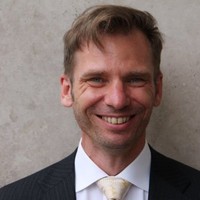 eloadó Jávor Balázs Unicredit-web