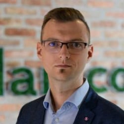 eloadó-Bónis Tamás Lensa-web