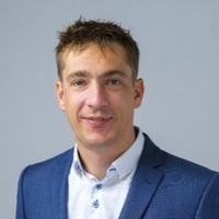 eloadó-Karl van Ginderdeuren bGrid-web