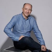 eloadó-Remete Tibor Super Channel-web