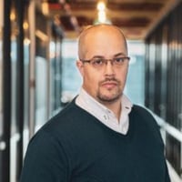 eloadó-Vlad Costea Sigtree-web