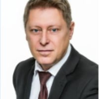 eloado-Varga Péter MOL-web