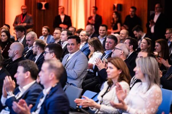 Portfolio-Property-Warmup-2026-kozonseg