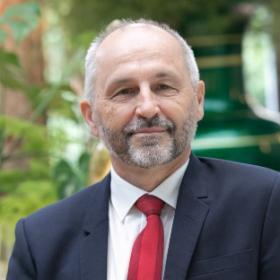 eloado-Kuczogi László K-ép Stúdió-web