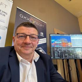 eloado-Nagy Ferenc Axxonsoft-web