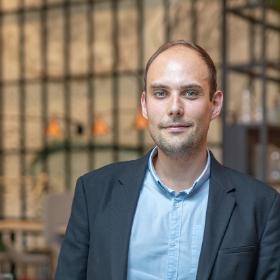 eloado-Pálvölgyi Patrik Gránit Pólus-web
